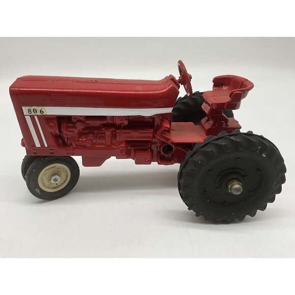 Ertl McCormick IH Farmall 806 Narrow Front Diesel Tractor  1/16 Vtg Made in USA - Picture 2 of 13
